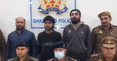 आरोपी पकड़े गए.