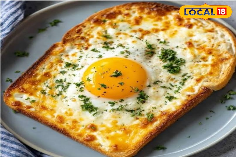 गोल्डन एग टोस्ट ब्रेड और अंडे का सबसे सरल मेल। अंडे के घोल में हल्का नमक और मिर्च डालें, ब्रेड स्लाइस को इसमें डुबोएं और तवे पर सुनहरा होने तक सेक लें। बाहर से क्रिस्पी और अंदर से सॉफ्ट, यह बच्चों और बड़ों दोनों का पसंदीदा है।