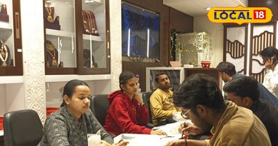 नो कैश नो क्रेडिट फॉर्मूले पर काम कर रहें वाराणसी के सर्राफा कारोबारी