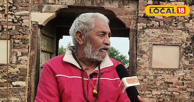 मंगल भारती नागा साधु बन चुके हैं.