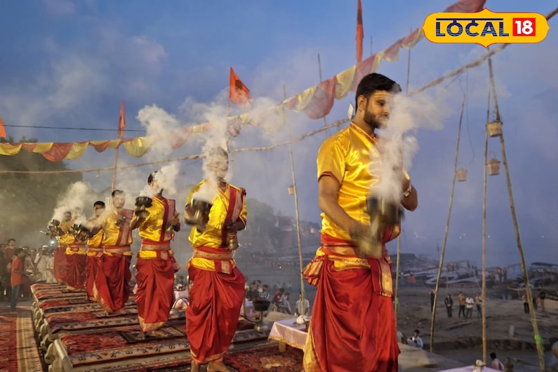 सुबह होती है मां गंगा की आरती