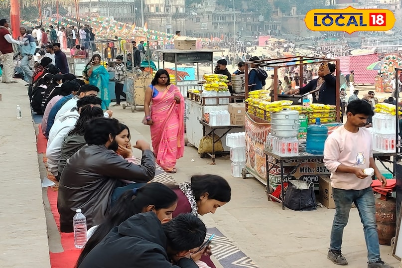 पर्यटकों की होती है भीड़