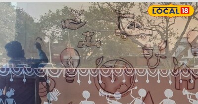 <b>स्टेशन है या म्यूजियम? गाजीपुर की दीवारों पर उतरी वाराणसी की अद्भुत कला।</b>