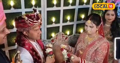 30 वर्षों बाद कोढा थाना परिसर शिव मंदिर में जब दो थानेदारों ने किया पुनर्विवाह 