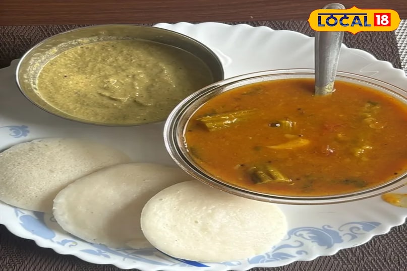 Idli sambhar 