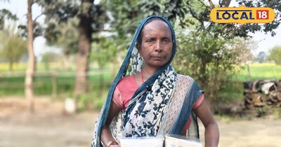 सावित्री देवी.