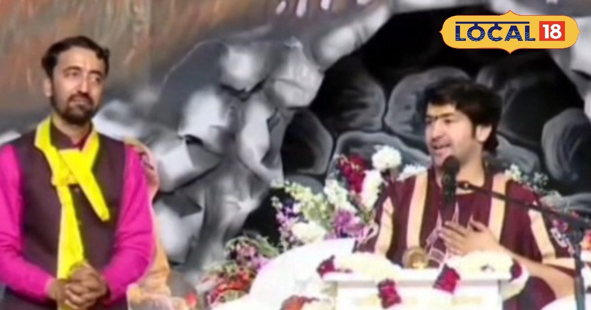 हनुमंत कथा के पहले दिन गूंजा आध्यात्मिक संदेश! श्रद्धालुओं से खचाखच भरा पुष्कर बना भक्ति और चेतना का केंद्र