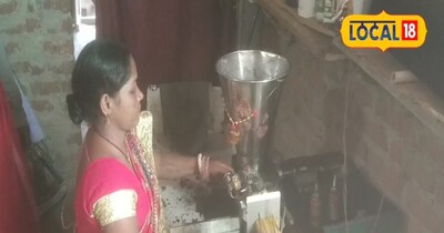 काम करते हुए ​बबीता कुमारी की तस्वीर 