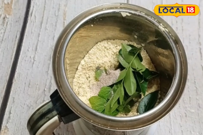 बता दें कि चने का सत्तू और अचार, विशेषकर उत्तर भारत बिहार, झारखंड और यूपी में दिहाड़ी मजदूरों का एक अत्यंत पौष्टिक, सस्ता और सुपाच्य भोजन है. यह प्रोटीन का पावरहाउस है, जो कड़ी मेहनत करने वाले श्रमिकों को तुरंत ऊर्जा (Instant Energy) देता है.