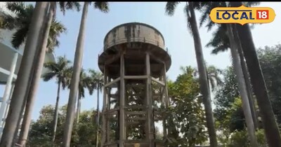 रामनरेश त्रिपाठी सभागार में स्थित पानी का नलकूप व टंकी 