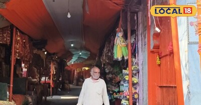 मंदिर प्रांगण का रास्ता 