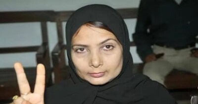 राज्यसभा के लिए हिना शहाब का नाम आने की चर्चा ने कई समीकरणों और सवालों को एक बार फिर से जन्म दे दिया है.