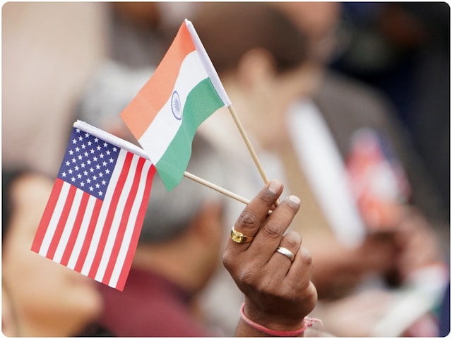 'चोर' जैसा बर्ताव, 18% टैरिफ... भारत-अमेरिका डील पर कांग्रेस के चुभते सवाल