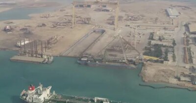 ईरान में पकड़े गए दो विदेशी जहाज