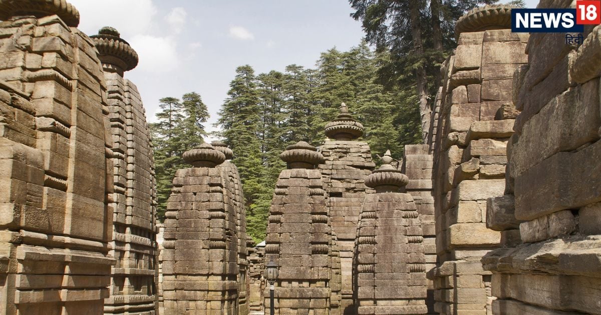 यहां से शुरू हुई थी शिवलिंग पूजने की परंपरा, हवा भी करती है ॐ का उच्चारण, 2500 साल से ज्यादा पुराना है यह मंदिर! यहां से शुरू हुई थी शिवलिंग पूजने की परंपरा, हवा भी करती है ॐ का उच्चारण, 2500 साल से ज्यादा पुराना है यह मंदिर!