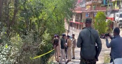  मंडी जिले के  जोगिंद्रनगर में  संदिग्ध हालात में एक महिला का शव नाले में मिला. 