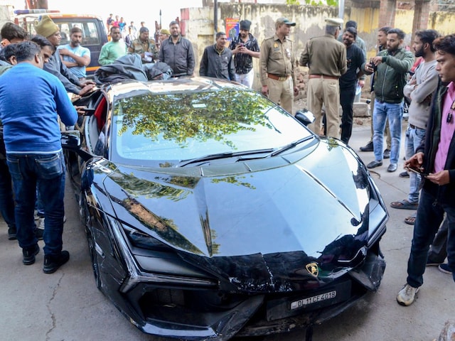 मैं चला रहा था...शिवम मिश्रा का कवच बना ड्राइवर, पर कोर्ट ने ठुकराया सरेंडर