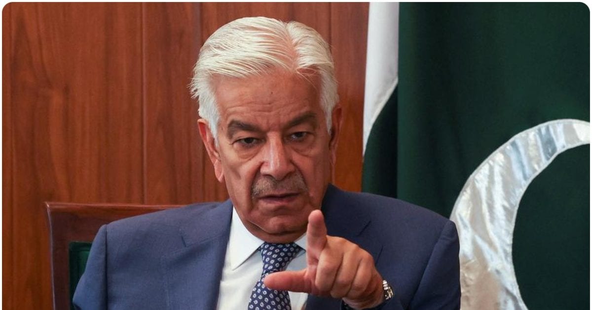 तेहरान में बरस रहा बारूद, खौफ से थरथराए पाकिस्तानी रक्षा मंत्री- 'भारत-इजरायल मिले, तो हम नहीं बचेंगे'