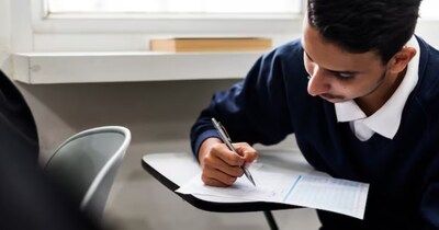 MP स्कूल की मान्यता रद्द होने की तलवार, छात्रों का भविष्य दांव पर; फीस जमा न करने से छूटा एग्जाम.