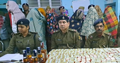 ट्रेनों में हसीनाओं से शराब ढुलवाई जा रही थी, दानापुर जीआरपी की सख्ती से भंडाफोड़