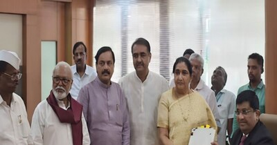 अजित पवार गुट के मंत्री से संपर्क नहीं होने से सियासी विवाद बढ़ा.