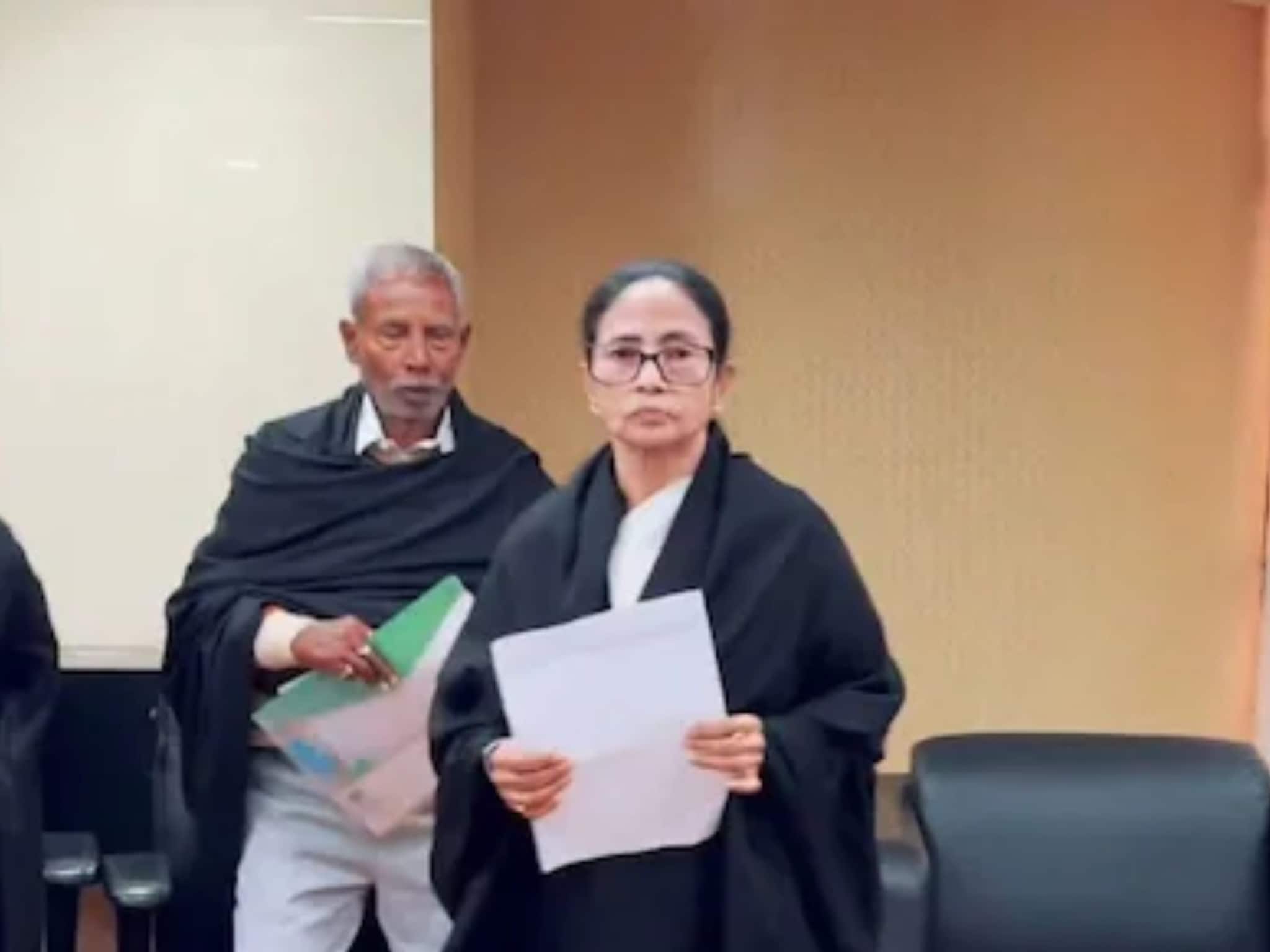 क्या सच में ममता बनर्जी के घर में घुसी थी दिल्ली पुलिस बंग भवन के सर्च की क्या है सच्चाई आ गया जवाब