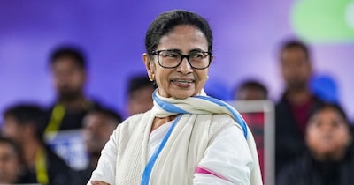 ममता बनर्जी तोड़ेंगी शीला दीक्षित का रिकार्ड? हुमायू कबीर से मुस्लिम वोटों की ठेकेदारी खत्म होने का खतरा,