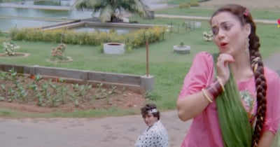 अनुराधा पौडवाल के गाने पर मंदाकिनी का दिलकश अंदाज, 'शूरवीर' के गाने में बोल्ड सीन.