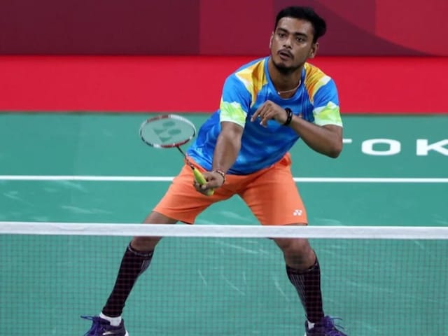 टोक्यो पैरालंपिक में ब्रॉन्ज मेडल जीतने वाले मनोज आईसीयू में भर्ती