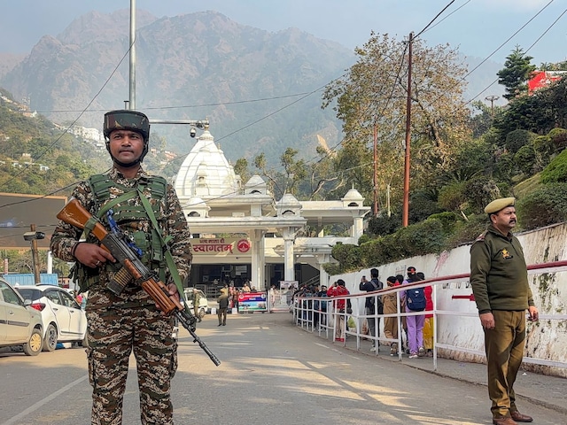 शिखा नाम की यूट्यूबर ने कैसे बनाया वैष्णो देवी भवन के अंदर का वीडियो? FIR दर्ज