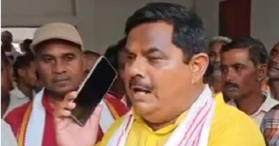 MLA Stages Sit-in, Accuses SHO of Bias Over Dance Party Dispute in Sitapur