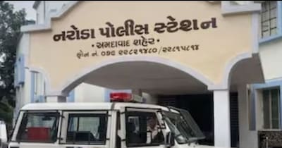 बिल्डर ने महिला का सोशल मीडिया हैक कर अश्लील ग्रुप में जोड़ा, अभी तक गिरफ्तारी नहीं.