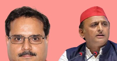 UP News; मुख्या निर्वाचन अधिकारी नवदीप रिणवा का अखिलेश यादव पर पलटवार.