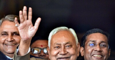 नीतीश कुमार