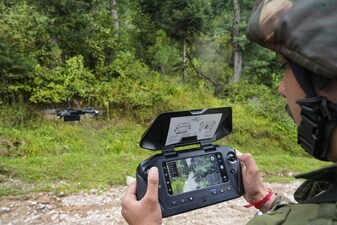 इंडियन आर्मी ने एलओसी पर घुसपैठ को रोका. (फाइल फोटो)