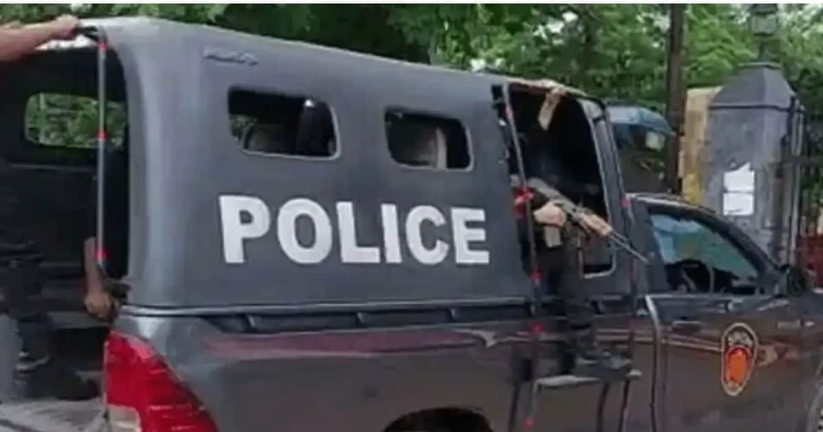 शादी का कार्ड, लाल साड़ी और 3 साल का प्यार, पहले गर्लफ्रेंड का देखा वीडियो, फिर किया कुछ ऐसा सभी हुए भावुक