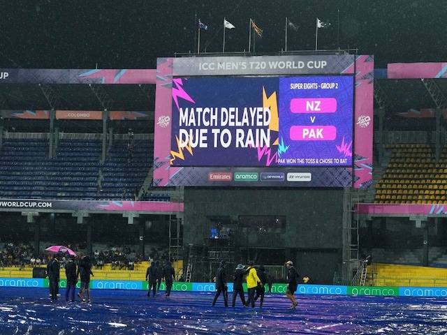 পাকিস্তান কি টি-টোয়েন্টি বিশ্বকাপ থেকে ছিটকে যাবে? সেমিফাইনালে ওঠার পথ কঠিন হয়ে পড়ে