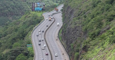 मुंबई-पुणे एक्सप्रेसवे पर ट्रैफिक जाम से बचने के लिए अपनाएं ये स्मार्ट ट्रिक्स.