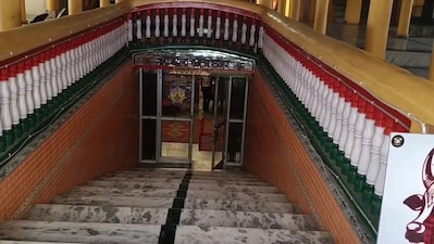 37 साल से नहीं सोए बालाजी धाम के पुजारी! जानिए इस अनोखी तपस्या का रहस्य.