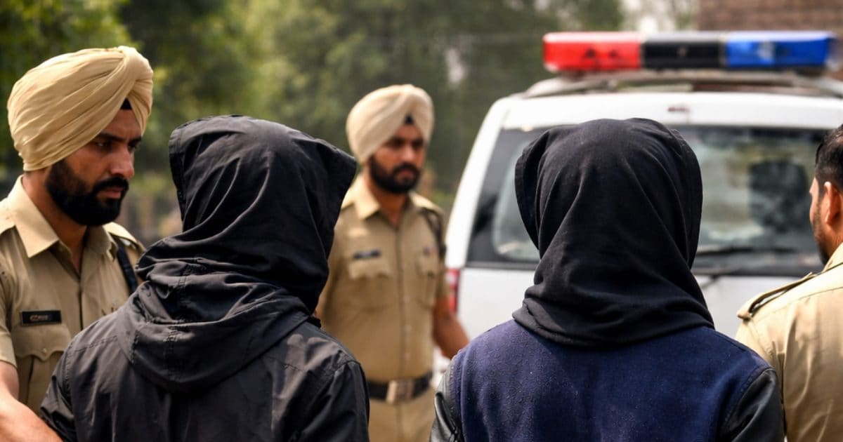 आरएस पुरा से फरार हुए नाबालिग पाकिस्तानियों को जम्मू पुलिस ने पंजाब में दबोचा, गैंगस्टर गुग्गू अब भी गायब