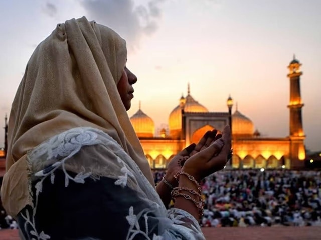 सऊदी में दिखा चांद, बुधवार से इबादत का महीना शुरू; भारत में कब है पहला रोजा?