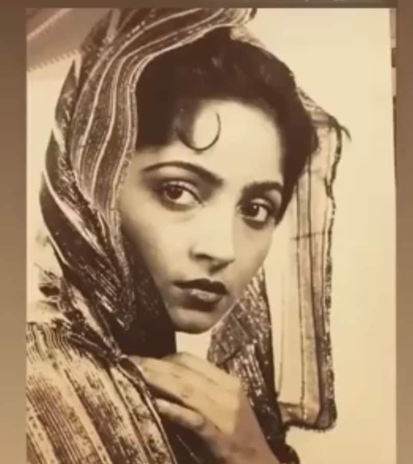 Sadhana Singh, Nadiya Ke Paar, Nadiya Ke Paar movie trivia, Sachin Pilgaonkar Sadhana Singh movie Nadiya Ke Paar, Sadhana Singh transformation, Nadiya Ke Paar collection, Nadiya Ke Paar budget, hum Aapke Hain Koun, Tarachand Barjatya movies, rajshri production