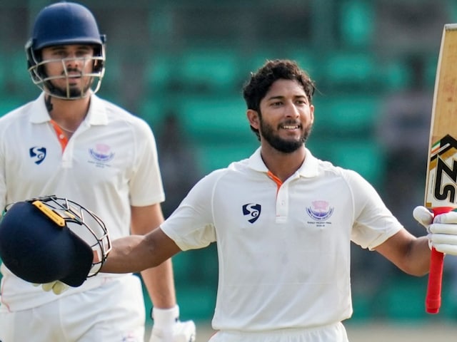 कर्नाटक के खिलाफ दूसरे दिन बड़े स्कोर पर जम्मू-कश्मीर की नजर