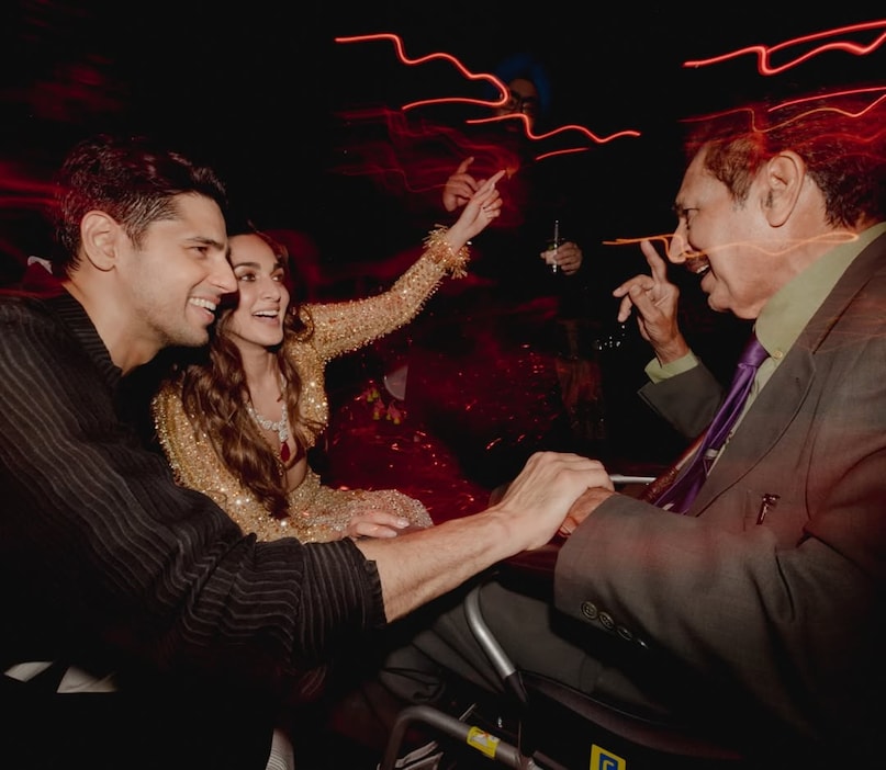 when Siddharth Malhotra said I feel embarrassed mother hid her pain during father Sunil Malhotra illness 