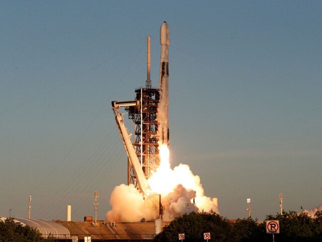 'Most powerful rocket' Falcon 9 hit brakes, crores of rupees being wasted every day