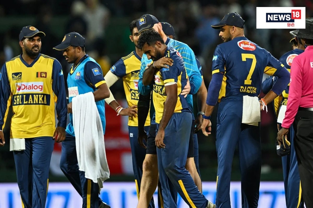 टी20 विश्व कप से पहले श्रीलंका को बड़ा झटका, टीम के स्टार गेंदबाज को कंधे में लगी चोट