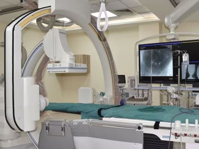 बिना चीरे फाड़े सिर से लेकर पैर तक का इलाज, अब फ्री में होगा