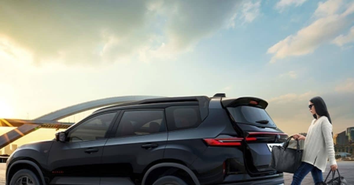 16 KM Mileage, 7 Airbags and ADAS! This 7-seater SUV is getting a discount of Rs 45 thousand, best for a big family.