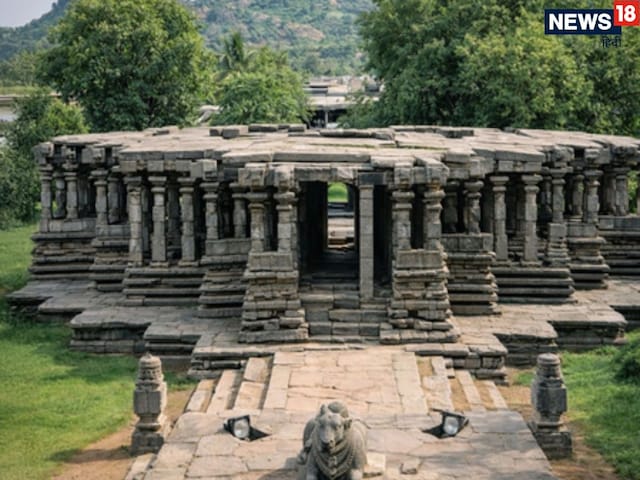 1000 स्तंभों पर टिका है यह मंदिर, नहीं है कोई दीवार, होते रहते हैं चमत्कार