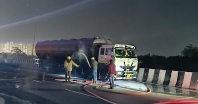 जयपुर के भांकरोटा थाना क्षेत्र में हाईवे पर केमिकल ट्रक में आग लगने से मच गई अफरा-तफरी 